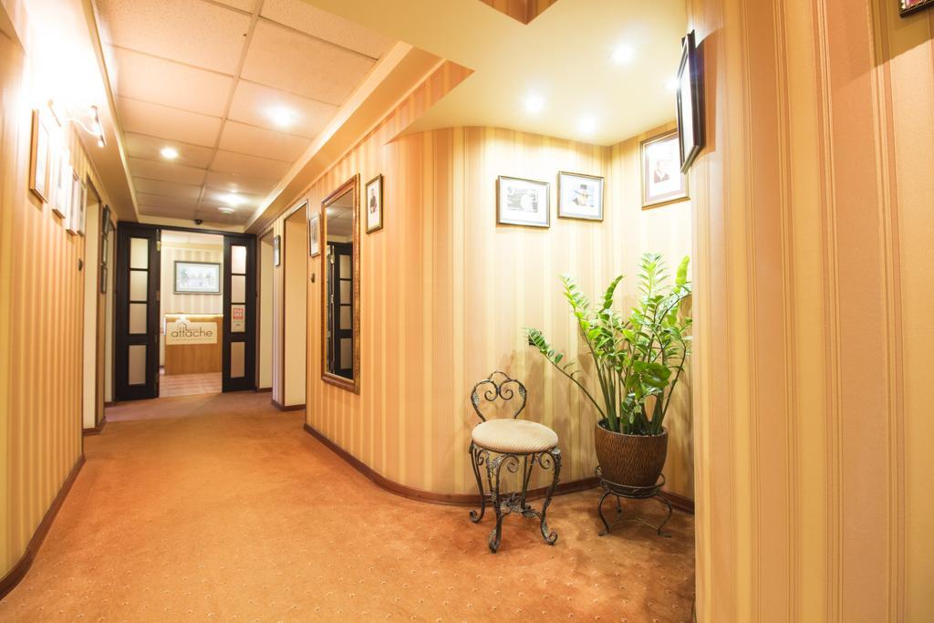 Attache Hotel Kiev Dış mekan fotoğraf
