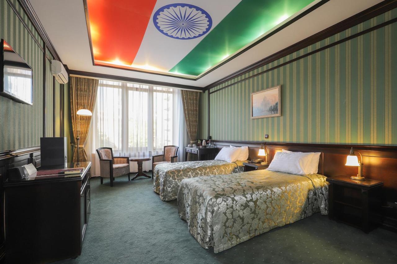 Attache Hotel Kiev Dış mekan fotoğraf